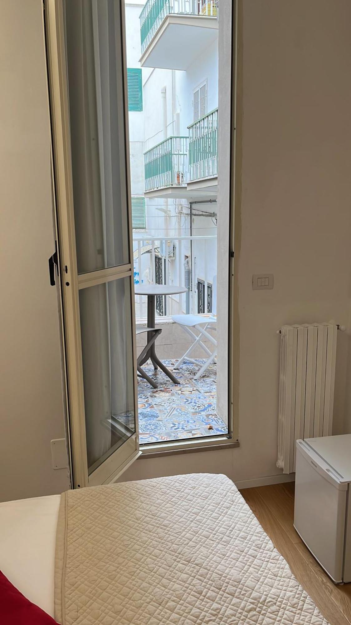 Rosarias Rooms Manfredonia Eksteriør bilde